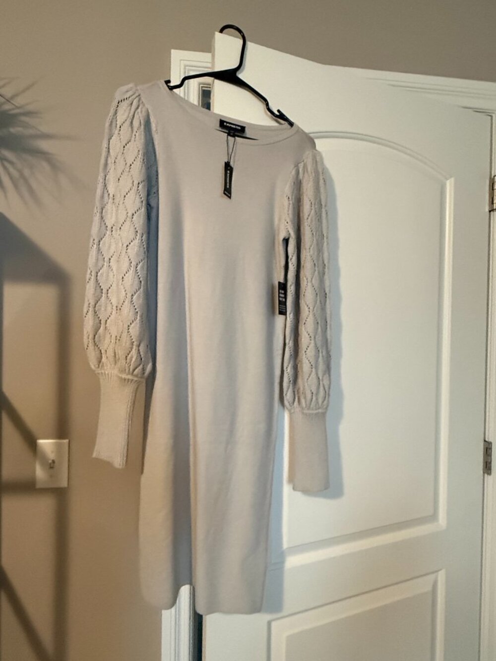 NWT Express Cable Balloon Sleeve Sweater Dress Size Medium Gray